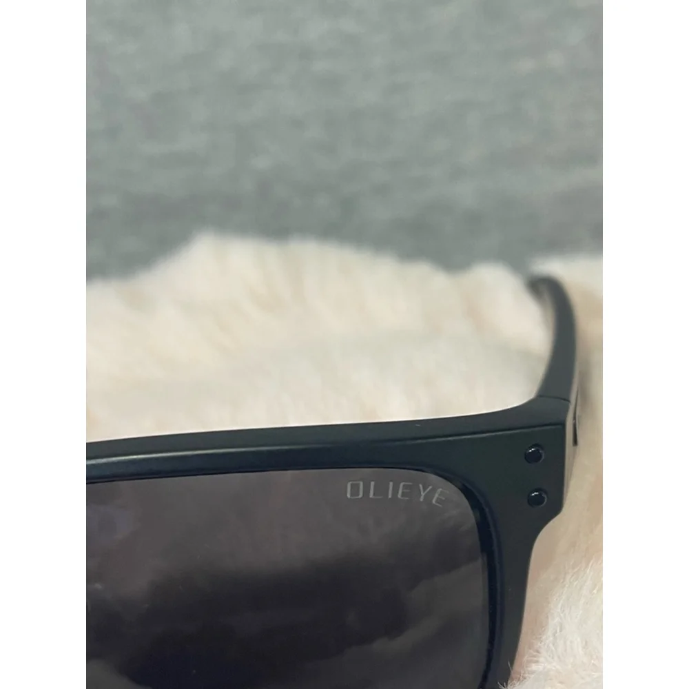 Unisex OLieye Sunglasses One Size Black